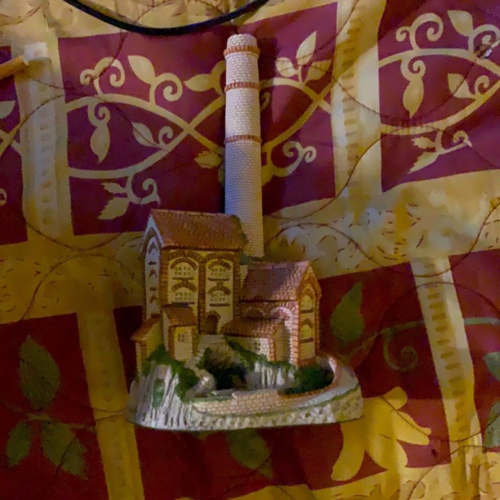 David winter cottage collectible authenticity